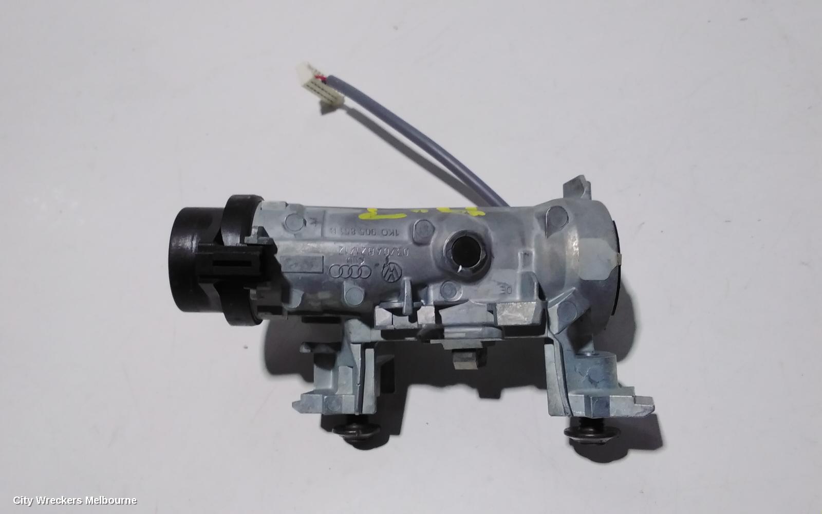 VOLKSWAGEN CADDY IGNITION W/ KEY, 2K, PETROL, MANUAL T/M 08/2010 - 06/2015