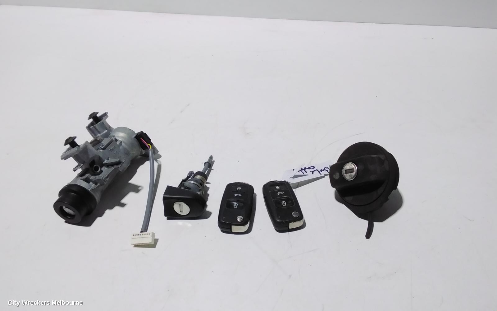 VOLKSWAGEN CADDY IGNITION W/ KEY, 2K, PETROL, MANUAL T/M 08/2010 - 06/2015