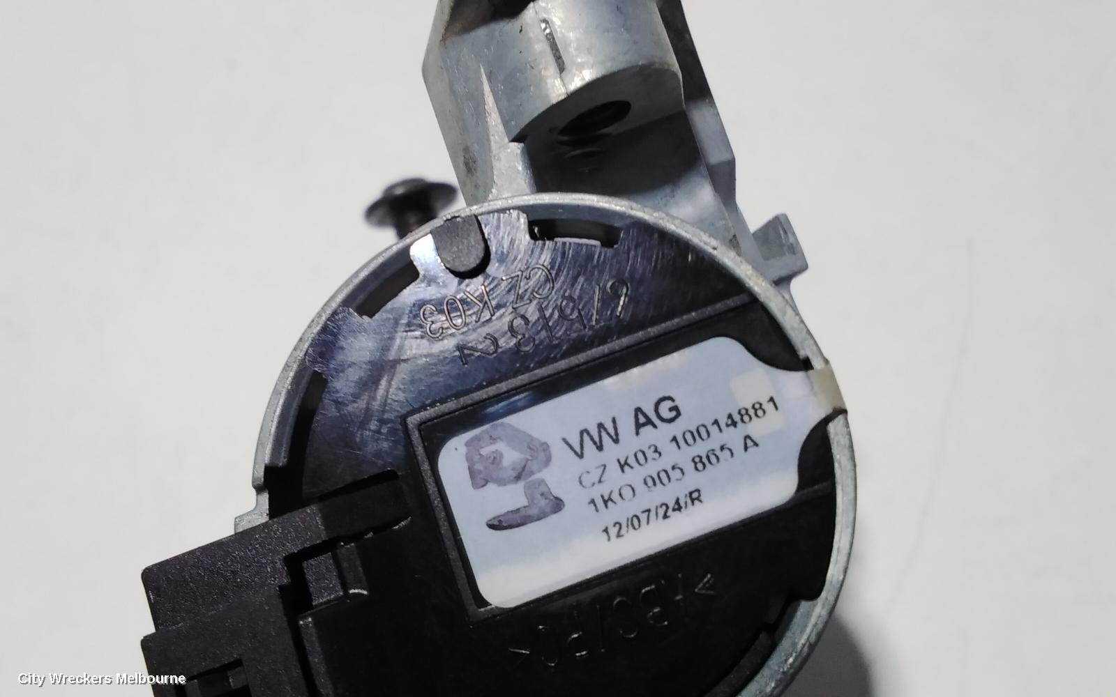 VOLKSWAGEN CADDY IGNITION W/ KEY, 2K, PETROL, MANUAL T/M 08/2010 - 06/2015