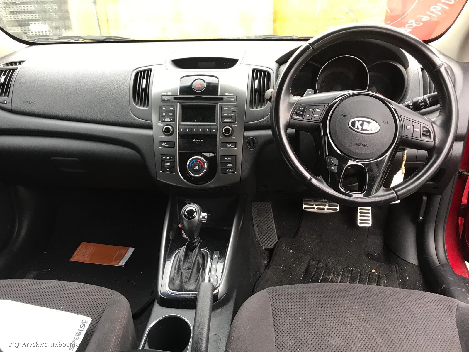 KIA CERATO WASHER BOTTLE, TD, HATCH/SEDAN, NON LEVEL SENSOR TYPE, 01/2009 - 03/2013