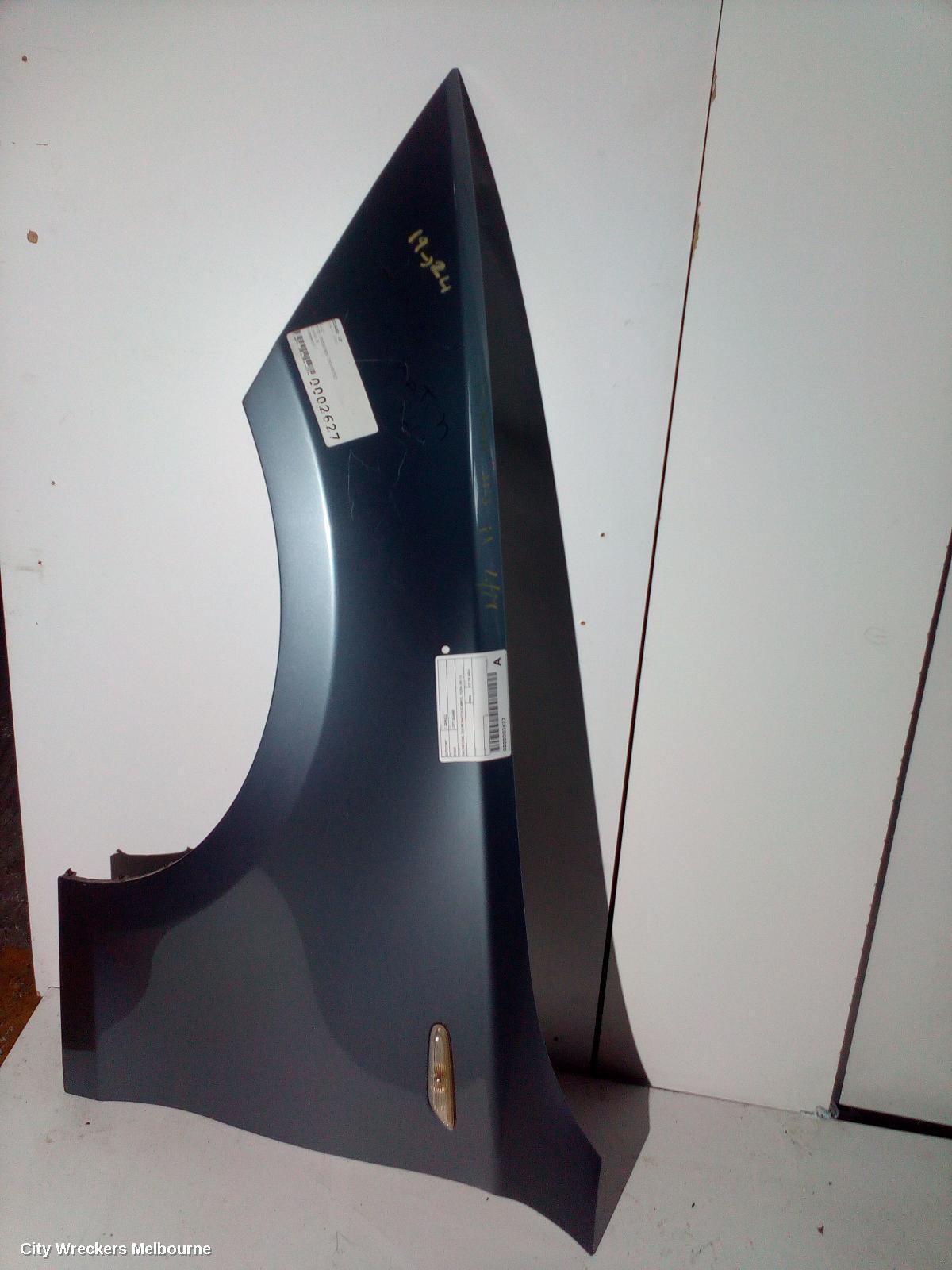 BMW 1 SERIES LEFT GUARD, E82/E87/E88, COUPE/HATCH/CABRIO, 10/2004 - 09/2013