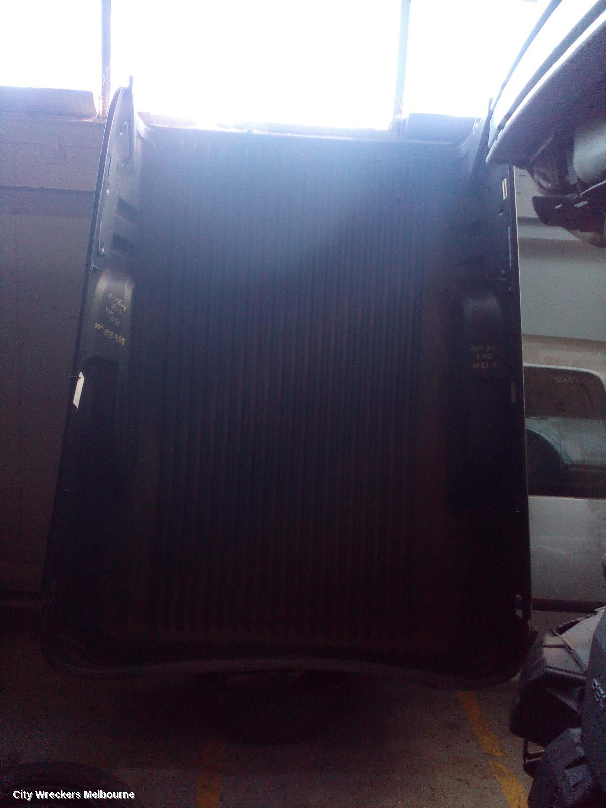 HOLDEN COMMODORE UTE BACK, VF, 05/2013 - 12/2017