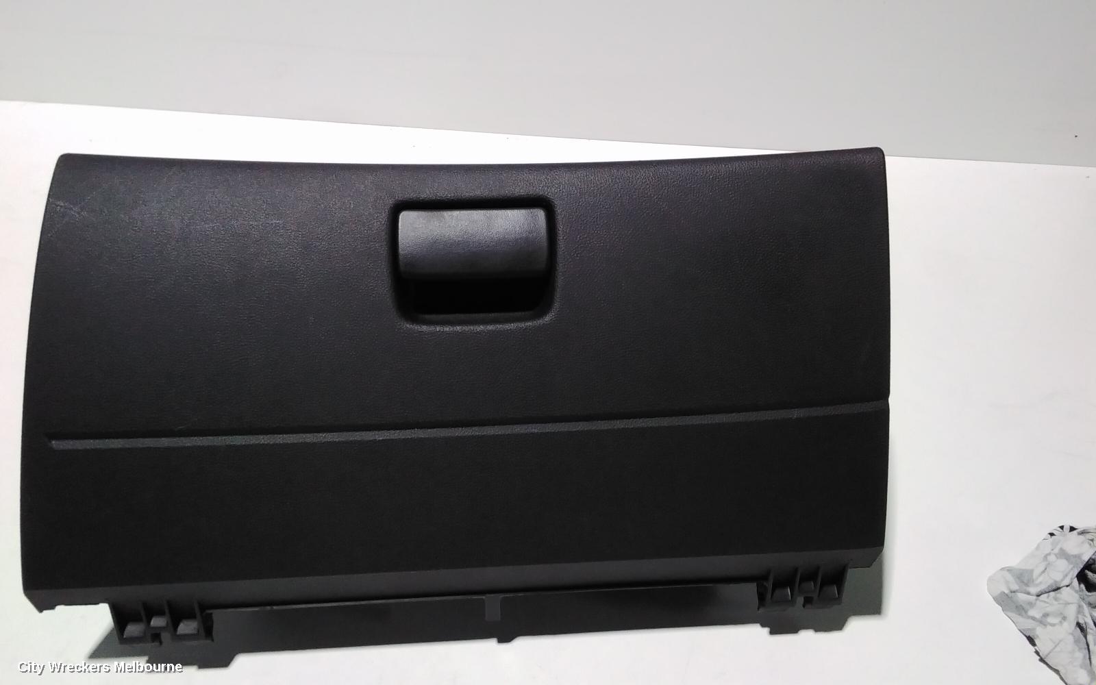 HOLDEN COMMODORE GLOVE BOX, VF, 05/2013 - 12/2017