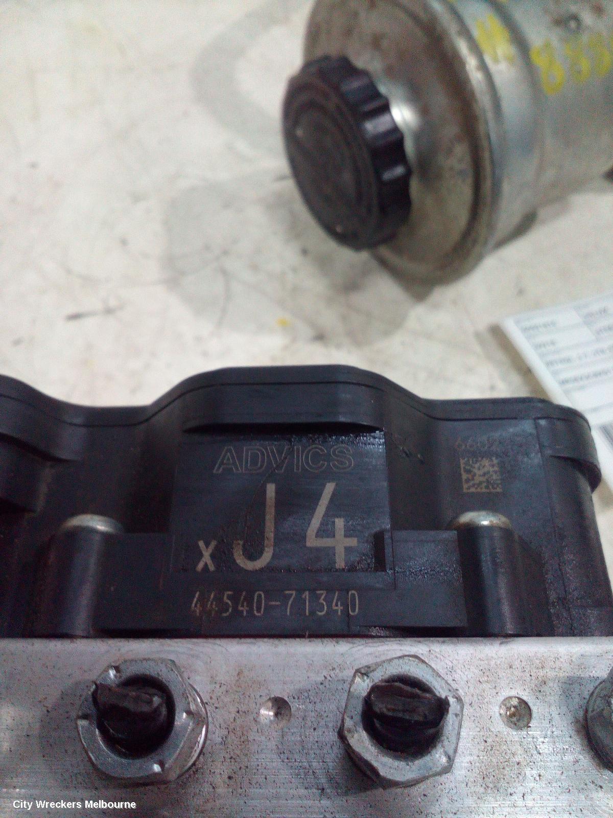 TOYOTA HILUX ABS PUMP/MODULATOR, P/N 4405071340, 09/2015 ONWARDS