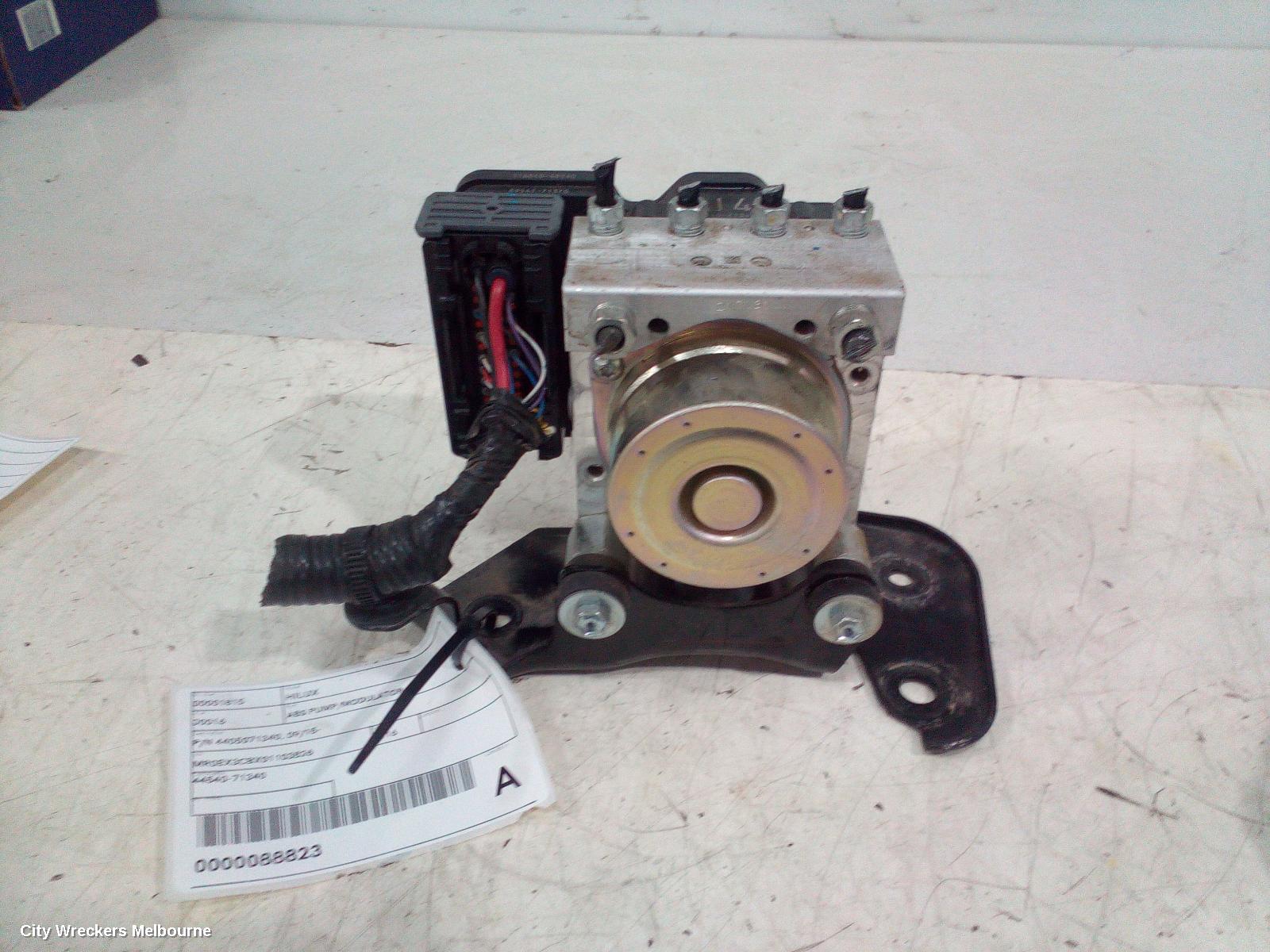 TOYOTA HILUX ABS PUMP/MODULATOR, P/N 4405071340, 09/2015 ONWARDS