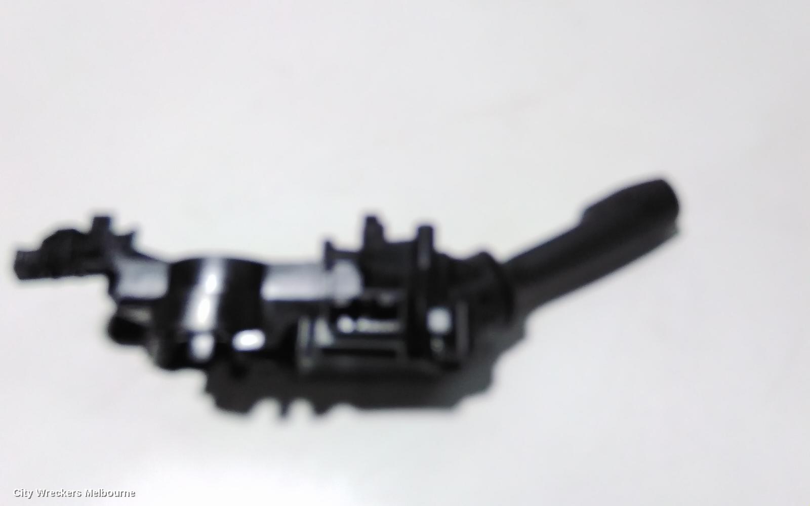 TOYOTA HILUX COMBINATION SWITCH, FLASHER SWITCH, NON FOGLAMP TYPE, 09/2015 ONWARDS