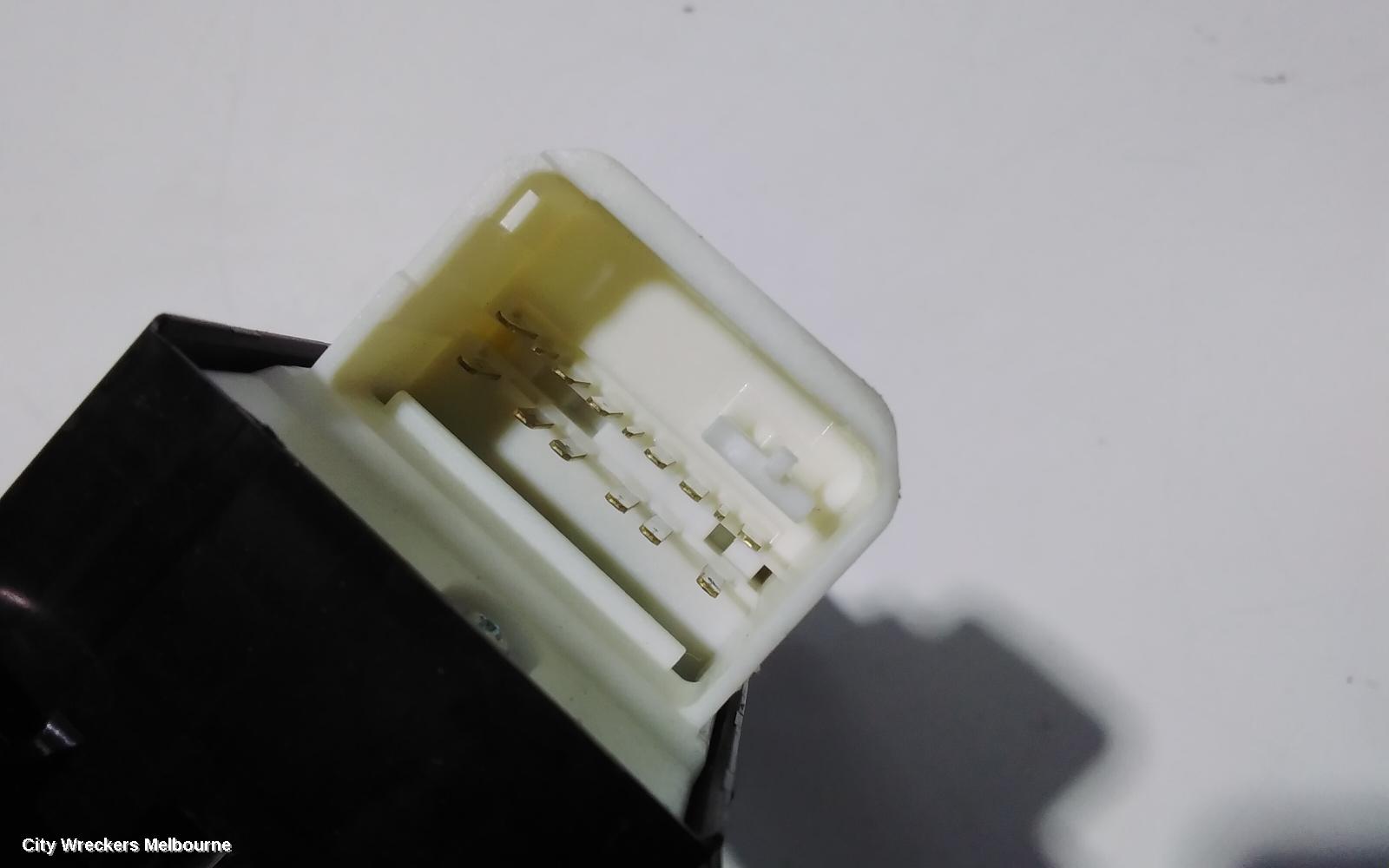 TOYOTA COROLLA PWR DR WIND SWITCH, RH FRONT (MASTER SWITCH), ZRE152/20153R, FRONT DOOR ONLY, 03/2007 - 10/2013