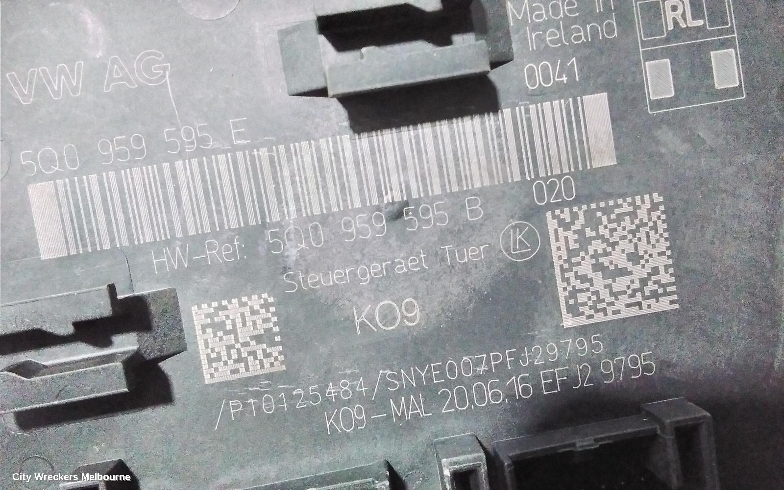 VOLKSWAGEN PASSAT, B8/MK7, 06/2015 - 05/2023, RHR , CODING PASS / CONTROL UNIT ~ 5Q0959595B ~ VIN:WVWZZZ3CZHE030462: 88885