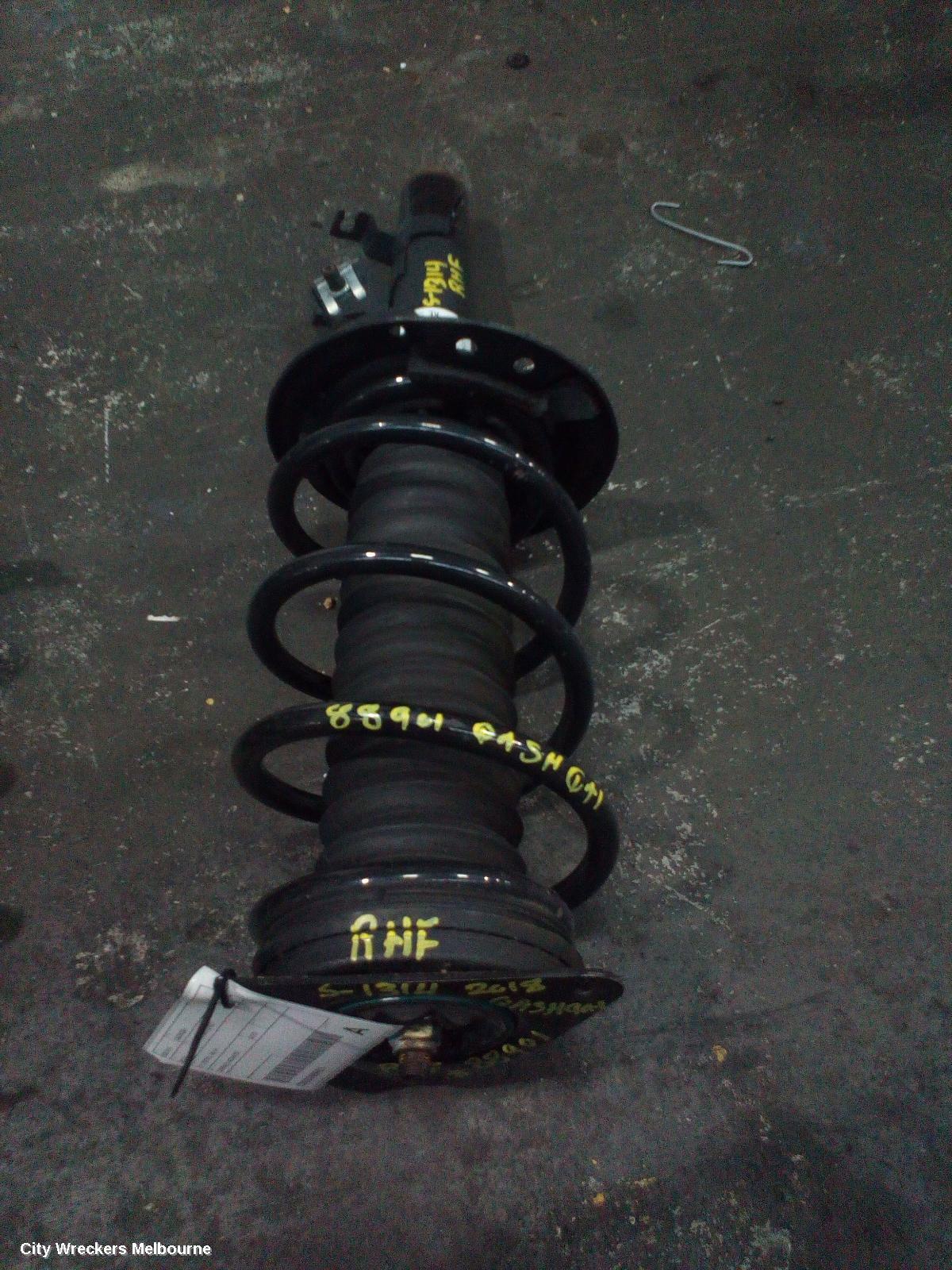 NISSAN QASHQAI RIGHT FRONT STRUT, J11, PETROL, 06/2014 - 07/2021