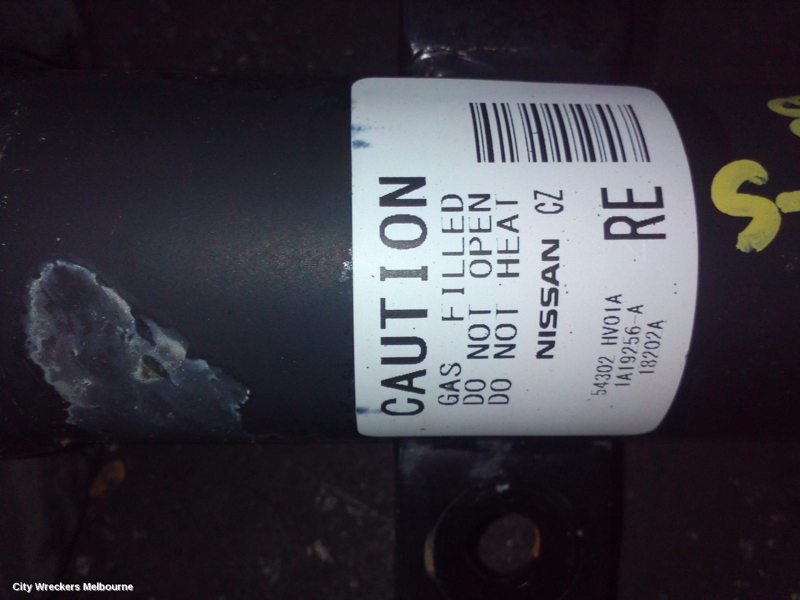 NISSAN QASHQAI RIGHT FRONT STRUT, J11, PETROL, 06/2014 - 07/2021