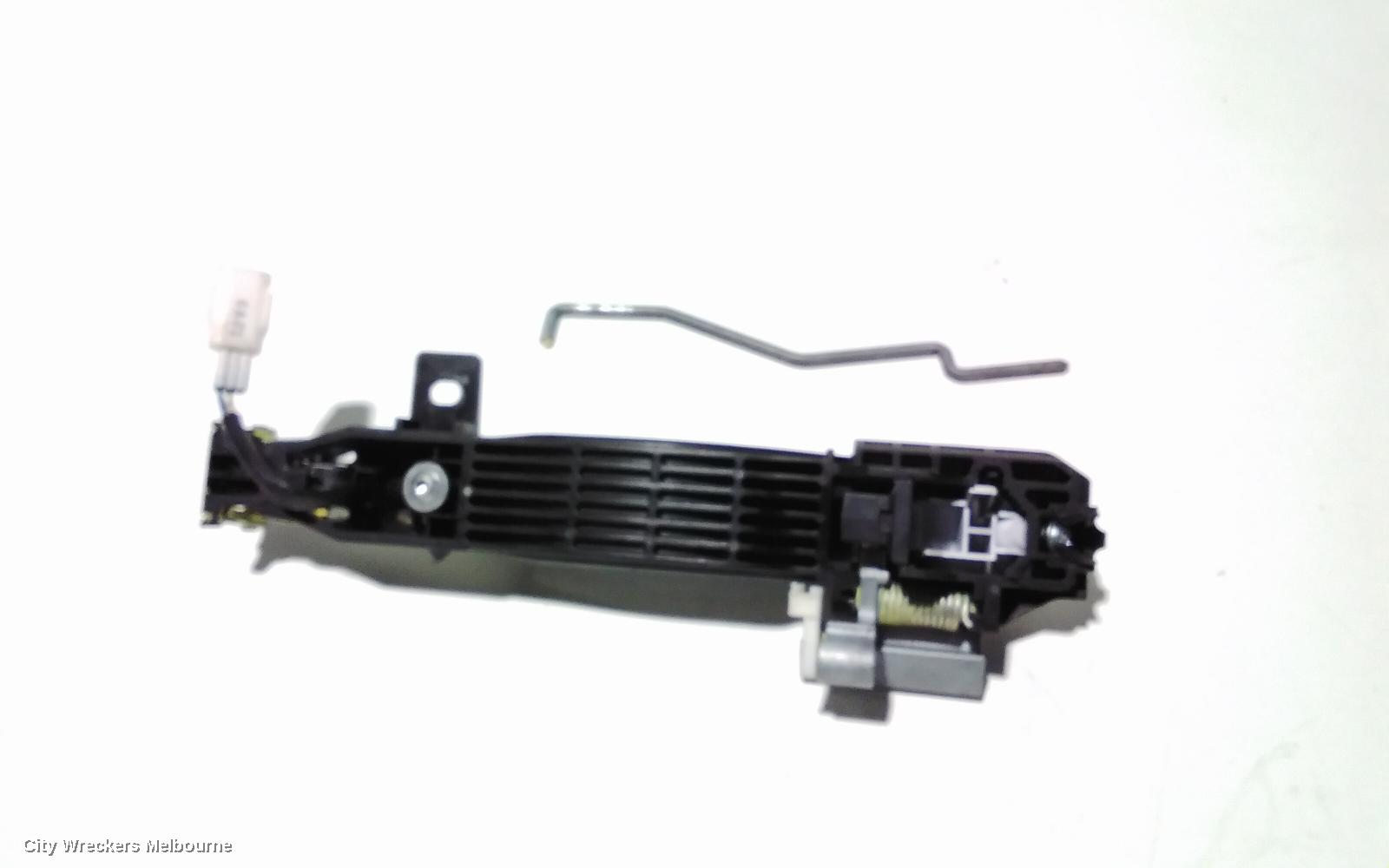 MAZDA CX3 DOOR HANDLE, OUTER, LH FRONT, W/ KEYLESS ENTRY TYPE, COLOUR CODED, DK, 03/2015 ONWARDS