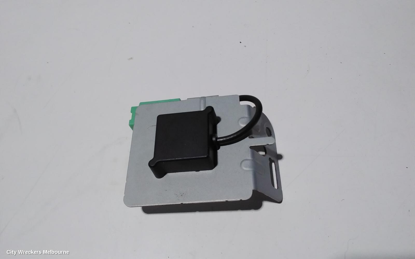 MAZDA CX3 RADIO/CD/DVD/SAT/TV, DISPLAY UNIT, DK, 03/2015 ONWARDS