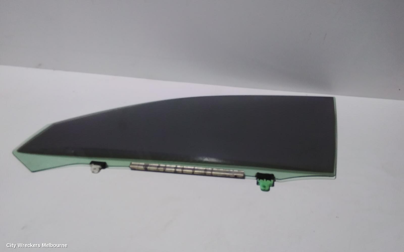 TOYOTA KLUGER LEFT FRONT DOOR WINDOW, GSU40-GSU45, 05/2007 - 02/2014