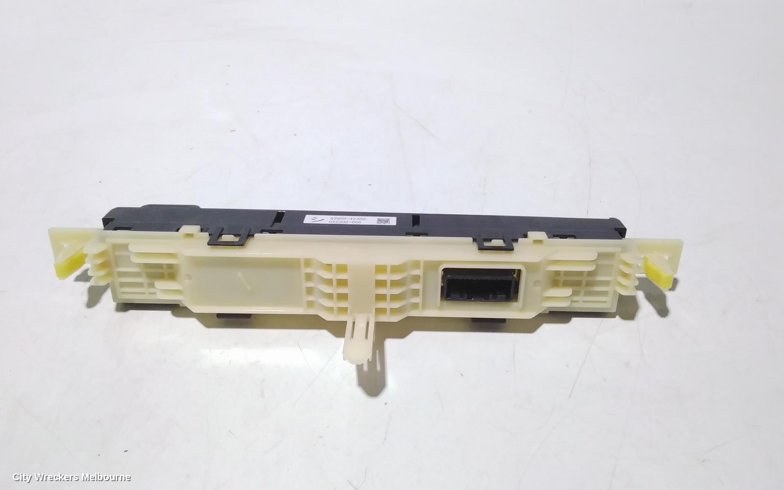 TOYOTA RAV4 CLOCK, XA40, 12/2012 - 12/2018