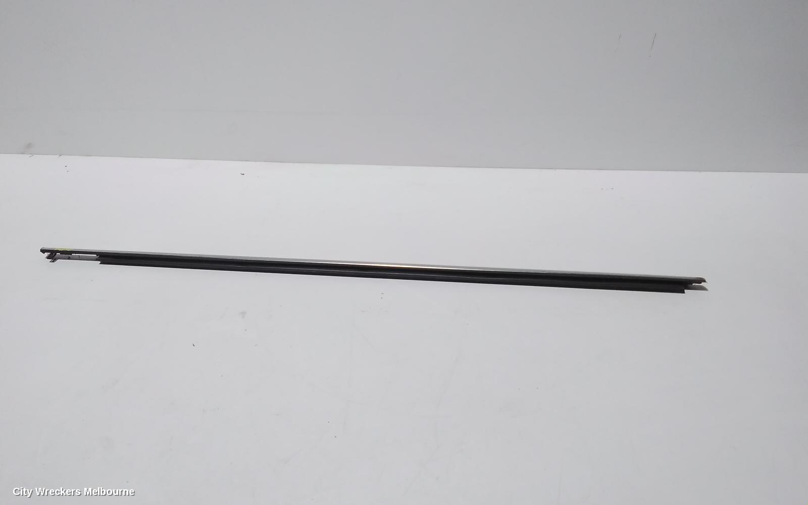 TOYOTA RAV4 DOOR MOULD, RHF  CHROME MOULD: 89011, RH FRONT, XA40, 12/2012 - 12/2018