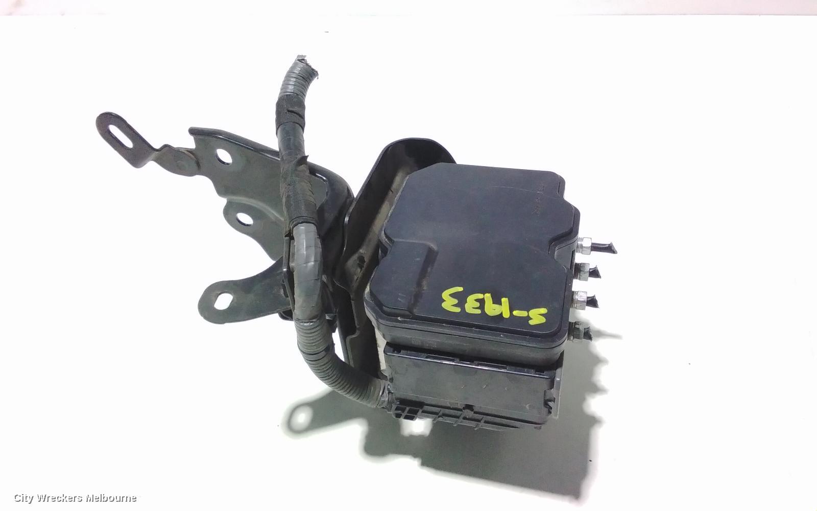 TOYOTA RAV4 ABS PUMP/MODULATOR, ZSA42R, 2.0, PETROL, AUTO T/M TYPE,12/2012 - 11/2018