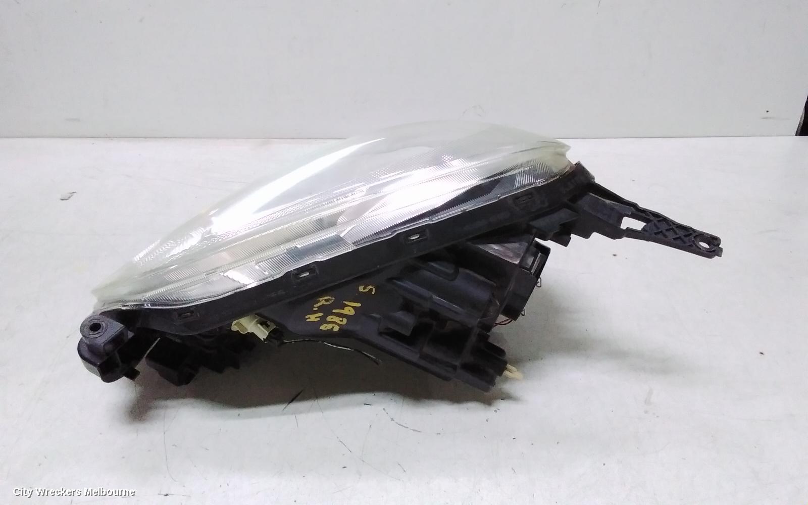 NISSAN MICRA RIGHT HEADLAMP, K13, 11/2010 - 11/2012