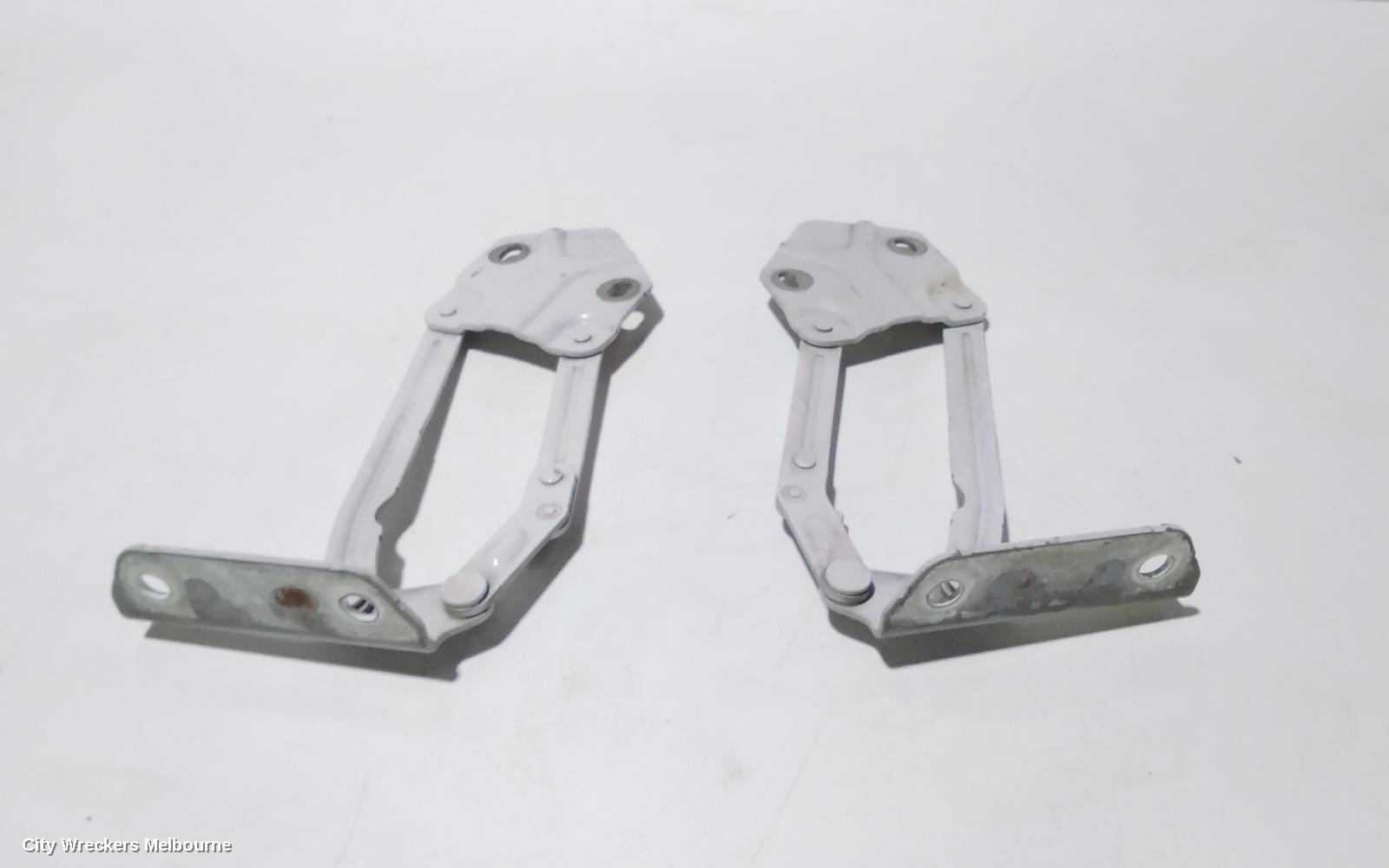 VOLKSWAGEN CADDY BONNET HINGE/STRUT, HINGES (PAIR), 2K, 12/2004 - 06/2015