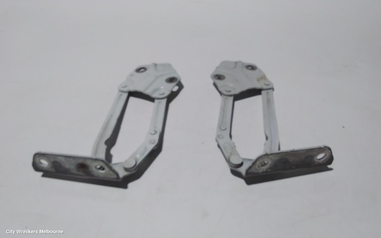 VOLKSWAGEN CADDY BONNET HINGE/STRUT, HINGES (PAIR), 2K, 12/2004 - 06/2015