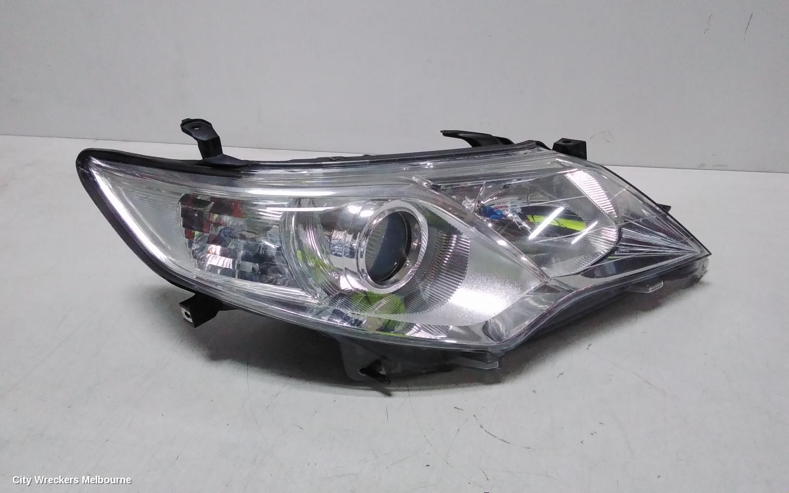 TOYOTA CAMRY RIGHT HEADLAMP, ASV50, CHROME TYPE, 12/2011 - 03/2015