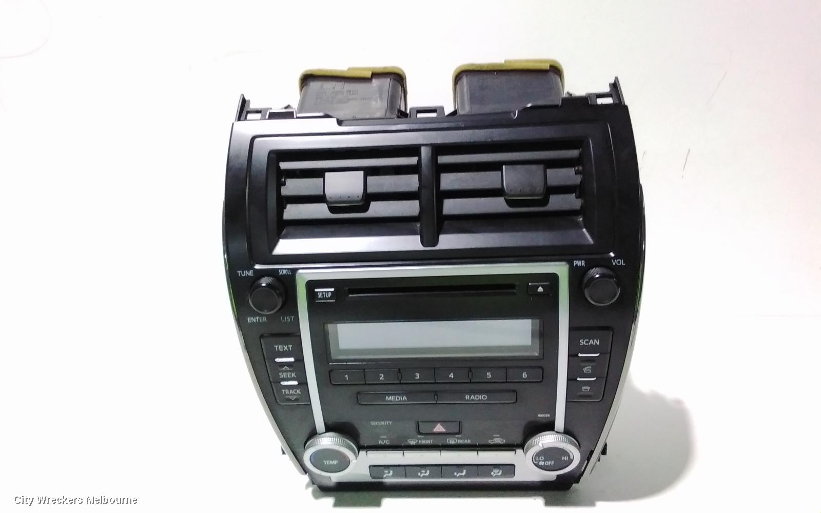 TOYOTA CAMRY RADIO/CD/DVD/SAT/TV, SINGLE DISC CD PLAYER (P/N ON FACE 100025), ASV50/AVV50, 12/2011 - 05/2015