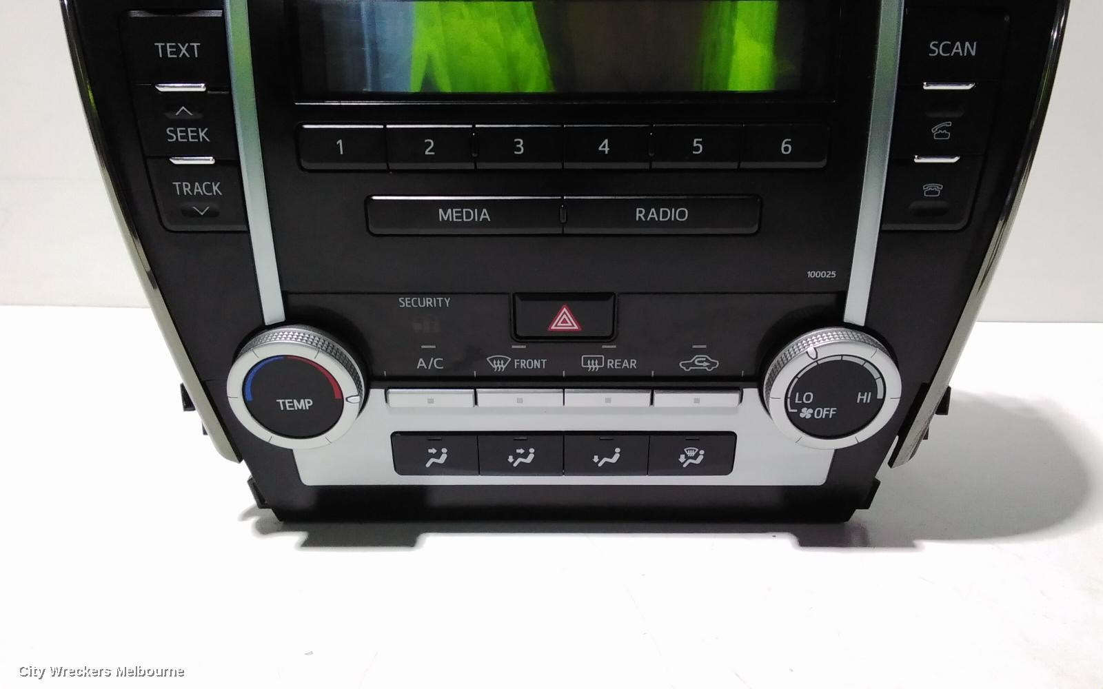 TOYOTA CAMRY RADIO/CD/DVD/SAT/TV, SINGLE DISC CD PLAYER (P/N ON FACE 100025), ASV50/AVV50, 12/2011 - 05/2015