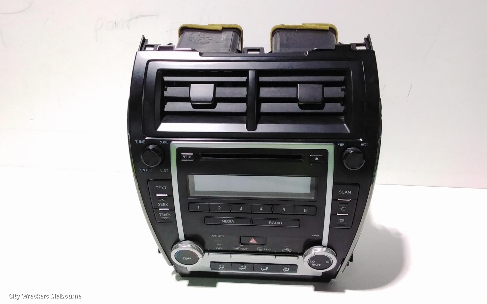 TOYOTA CAMRY RADIO/CD/DVD/SAT/TV, SINGLE DISC CD PLAYER (P/N ON FACE 100025), ASV50/AVV50, 12/2011 - 05/2015
