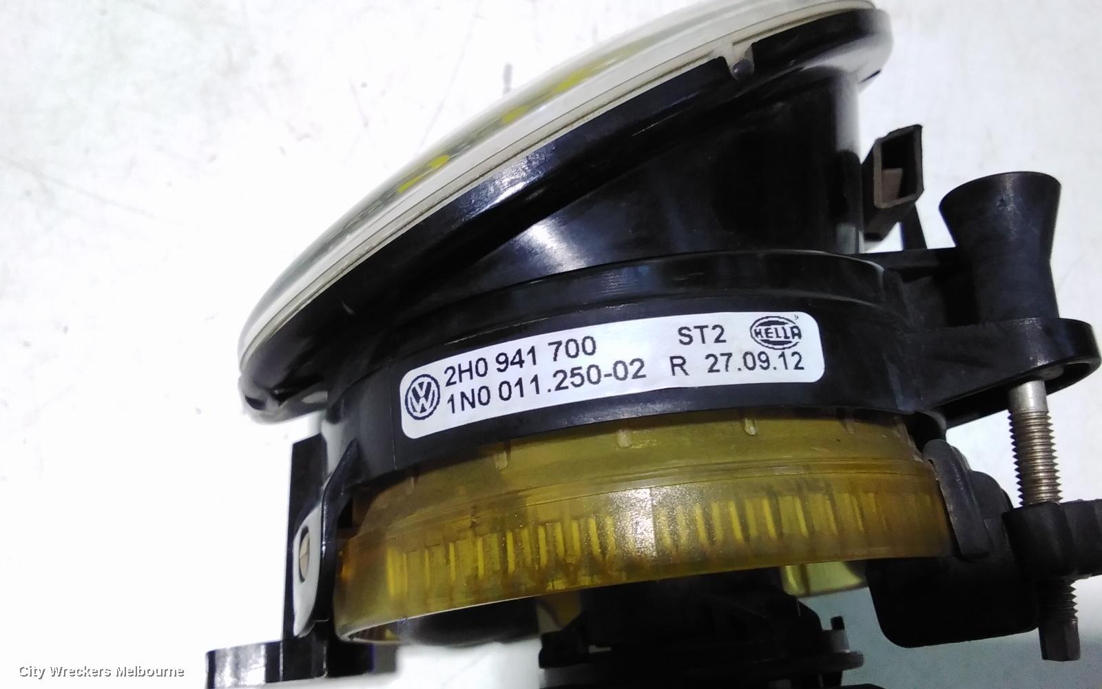 VOLKSWAGEN AMAROK RIGHT INDICATOR/FOG/SIDE, BUMPER FOGLAMP, 2H, 12/2010 - 06/2016