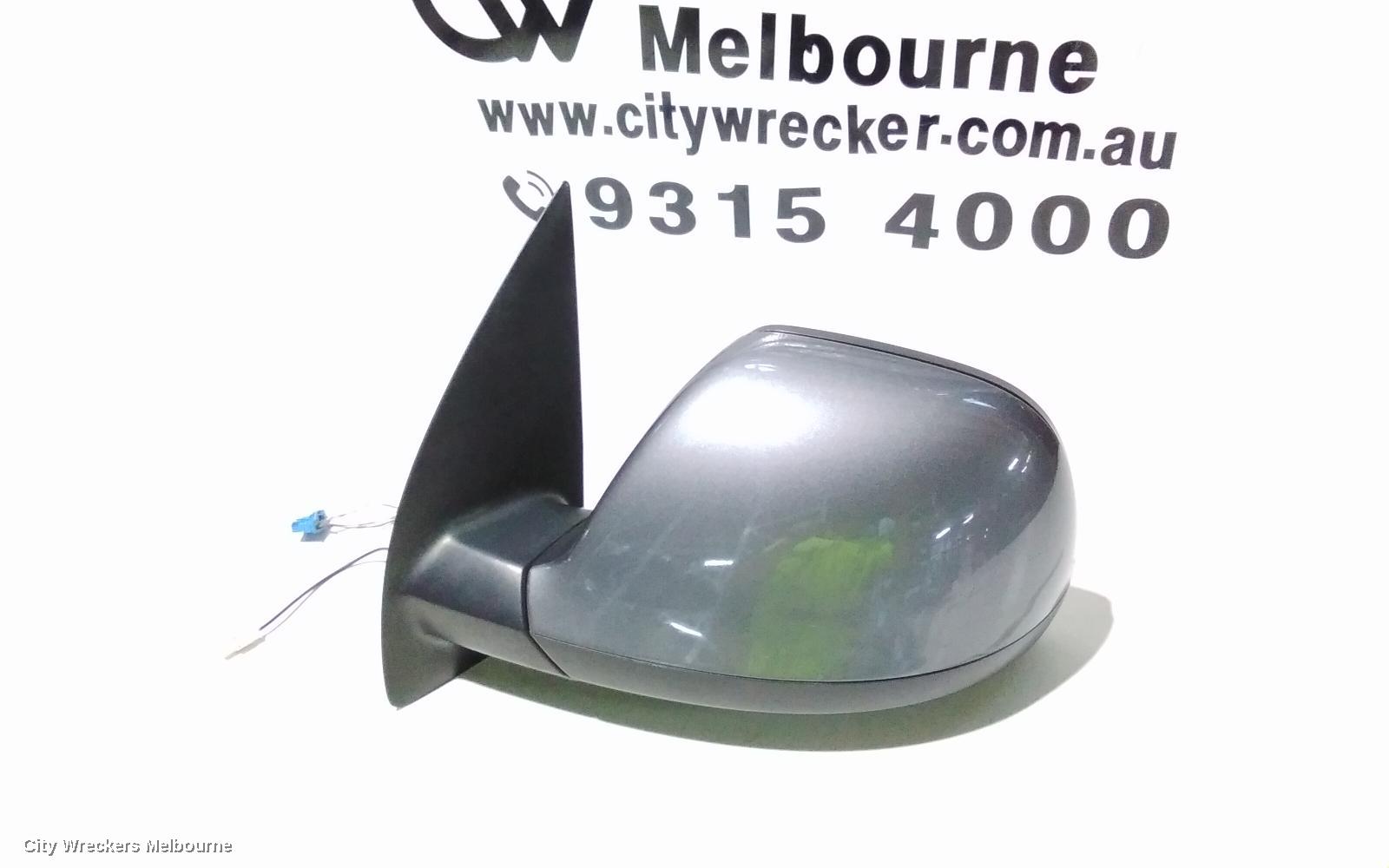 VOLKSWAGEN AMAROK LEFT DOOR MIRROR, 2H, MANUAL FOLD, PARTIAL COLOUR CODED/BLACK, 10 PIN TYPE, 07/2013 ONWARDS
