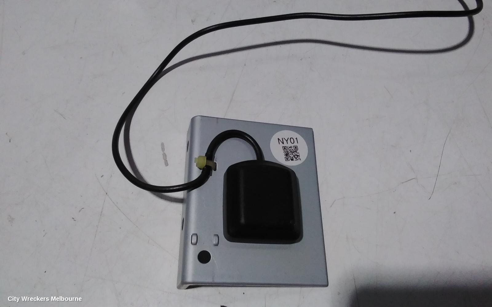 SUBARU TRIBECA RADIO/CD/DVD/SAT/TV, DISPLAY UNIT ONLY, 7IN, B9, 10/2006 - 01/2014
