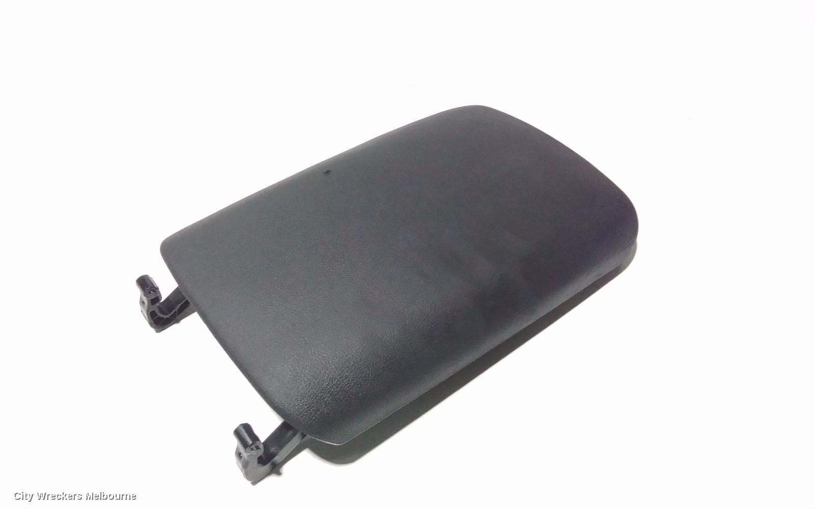 HOLDEN COMMODORE CONSOLE, VF, 05/2013 - 12/2017