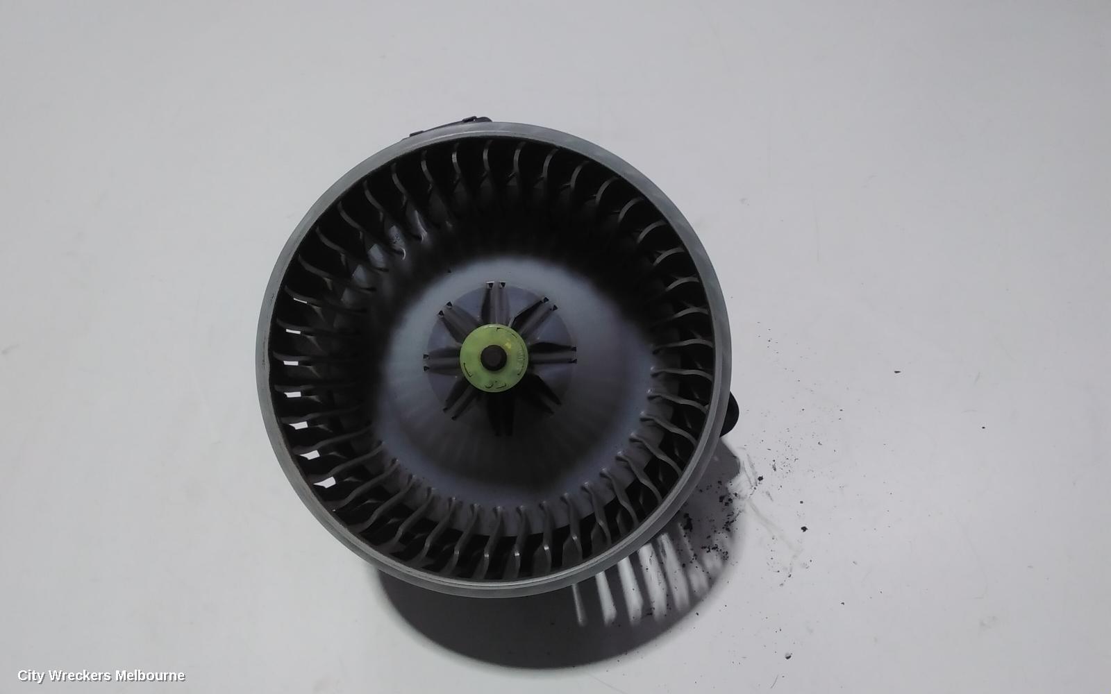HOLDEN COMMODORE HEATER FAN MOTOR, VF, 05/2013 - 12/2017