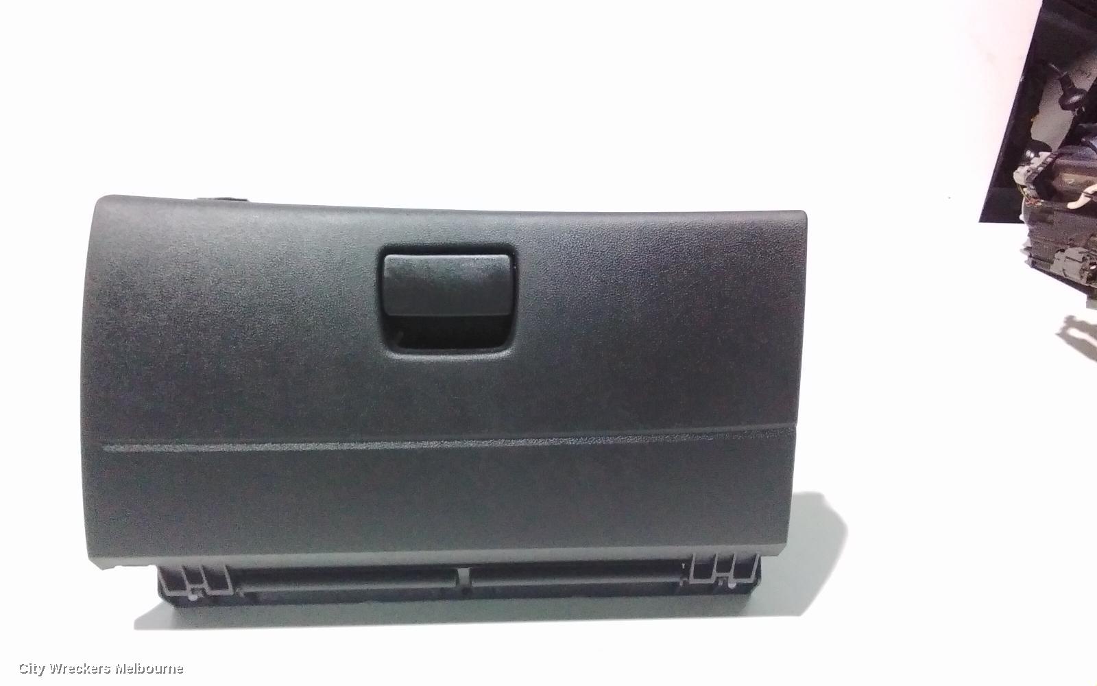 HOLDEN COMMODORE GLOVE BOX, VF, 05/2013 - 12/2017