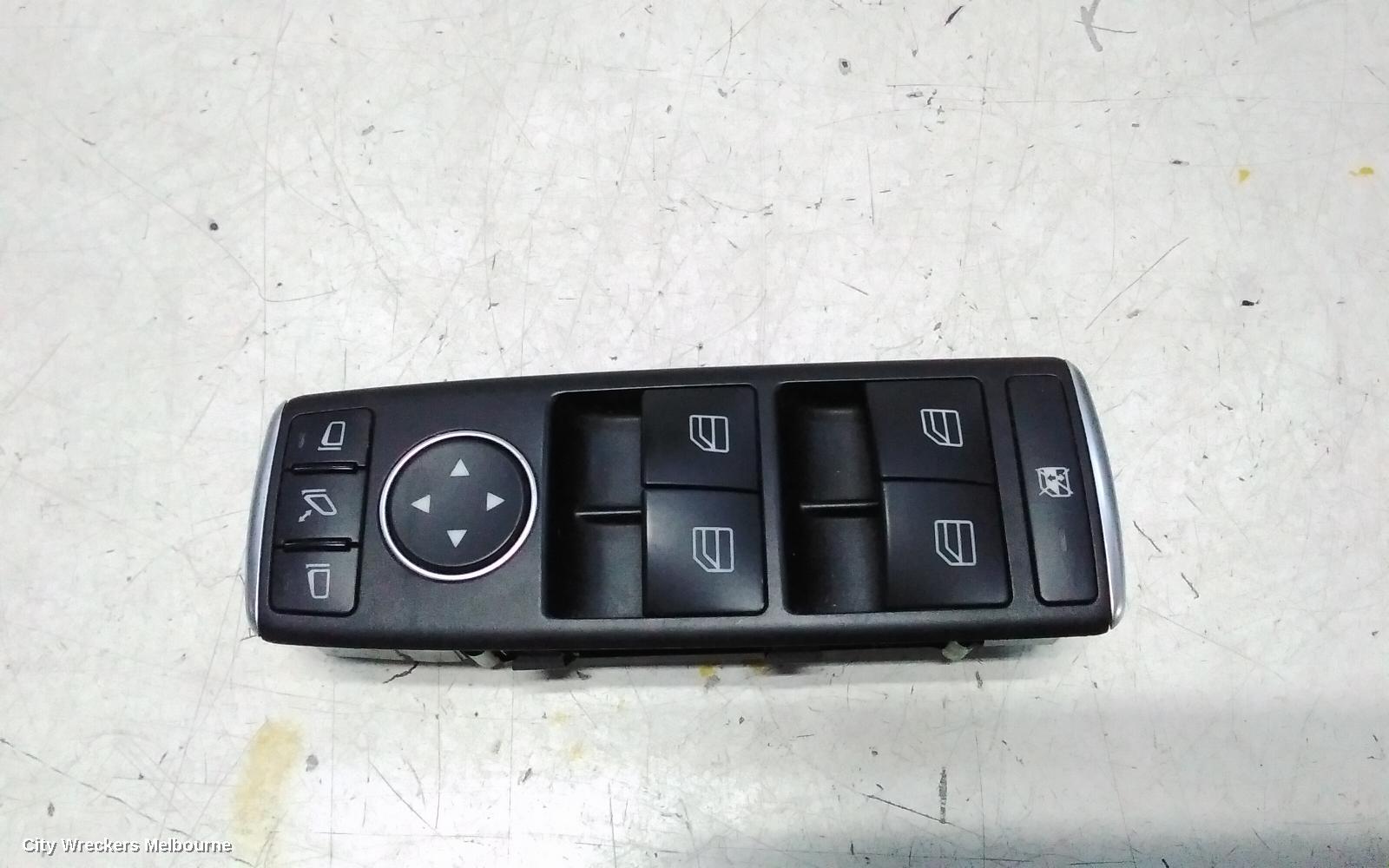 MERCEDES CLA CLASS PWR DR WIND SWITCH, RH FRONT (MASTER SWITCH), C117/X117, 10/2013 - 01/2019