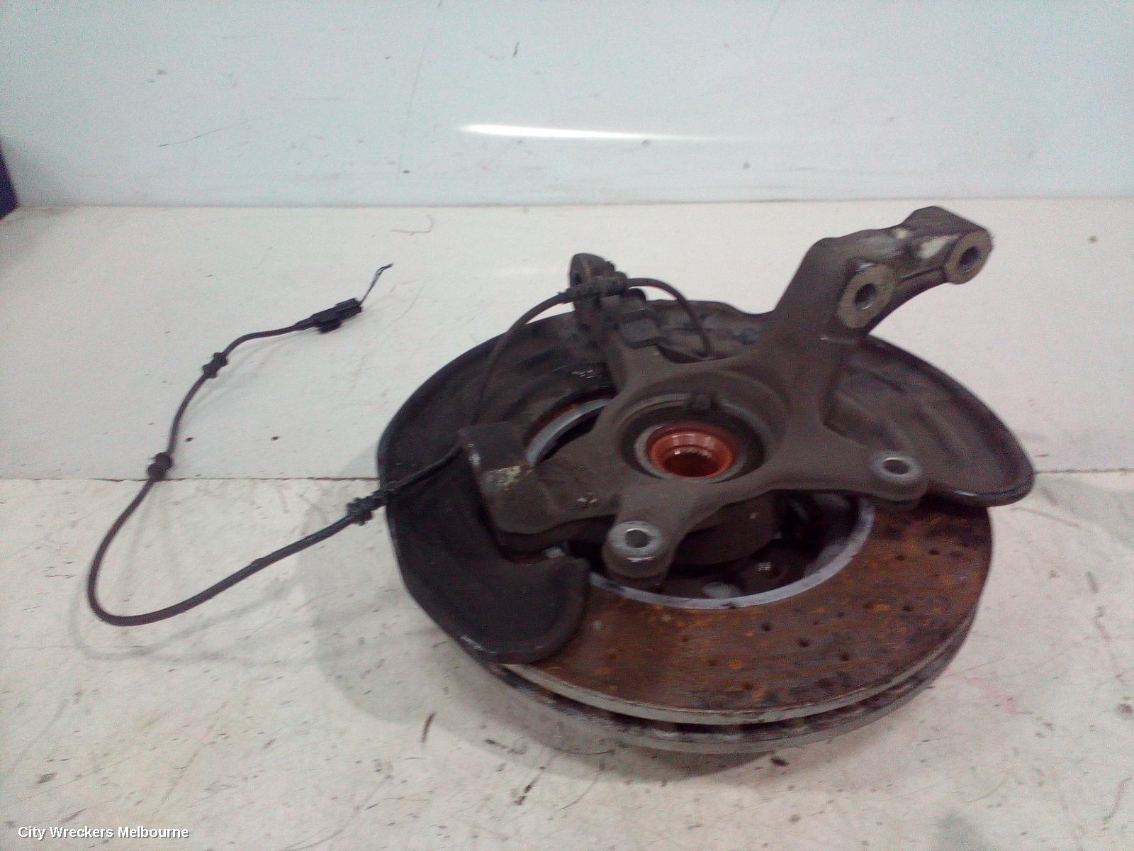 MERCEDES CLA CLASS LEFT FRONT HUB ASSEMBLY, AWD, C117, 10/2013 - 01/2019