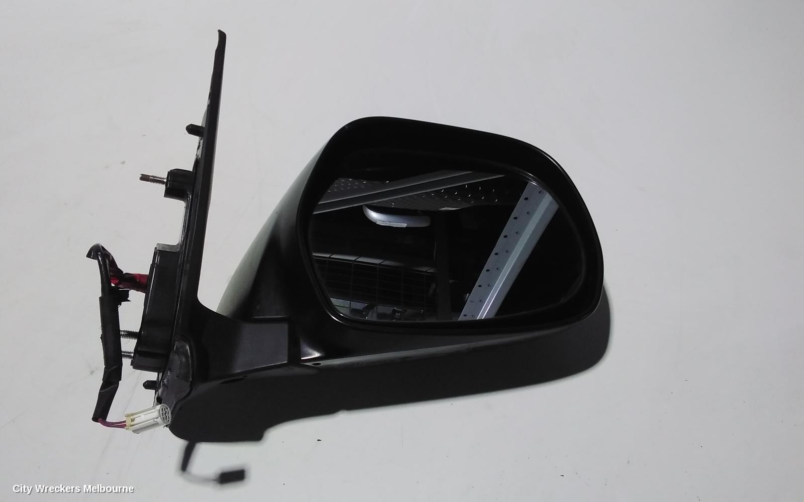 TOYOTA HIACE RIGHT DOOR MIRROR, TRH/KDH, POWER, BLACK (3 WIRE), 03/2005 - 01/2014