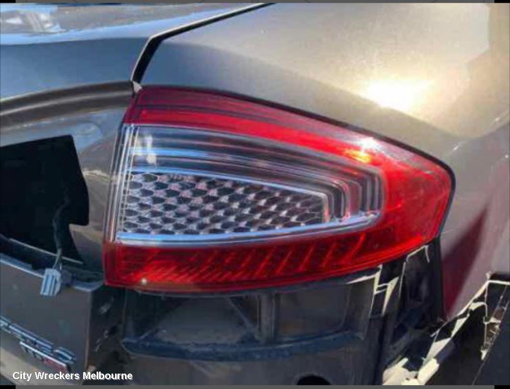 FORD MONDEO RIGHT GUARD, MA-MC, 10/2007 - 12/2014