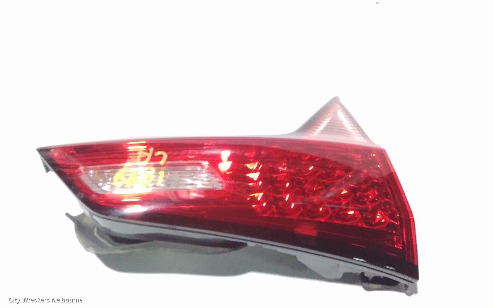 HONDA HRV REAR GARNISH, TAILGATE LAMP (LH SIDE), RU5, VTI, LED, NON OPTICAL GUIDE TYPE, 12/2014 - 06/2018