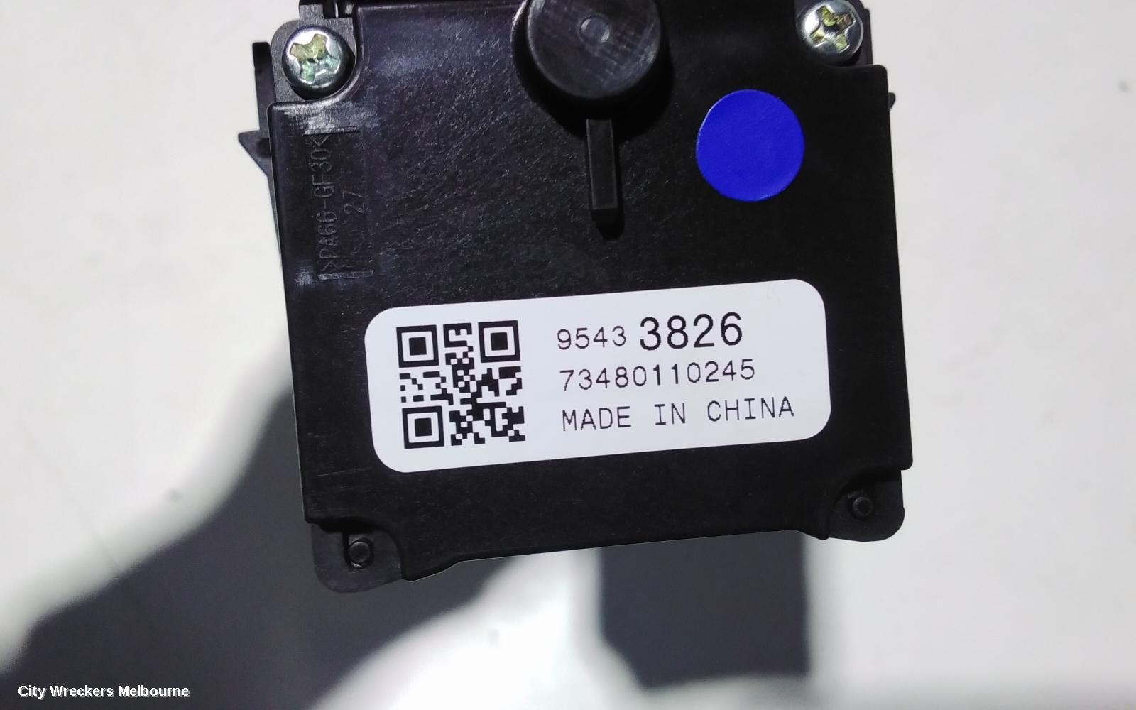 HOLDEN COLORADO COMBINATION SWITCH, WIPER SWITCH, RG UTE, 01/2012 - 12/2020
