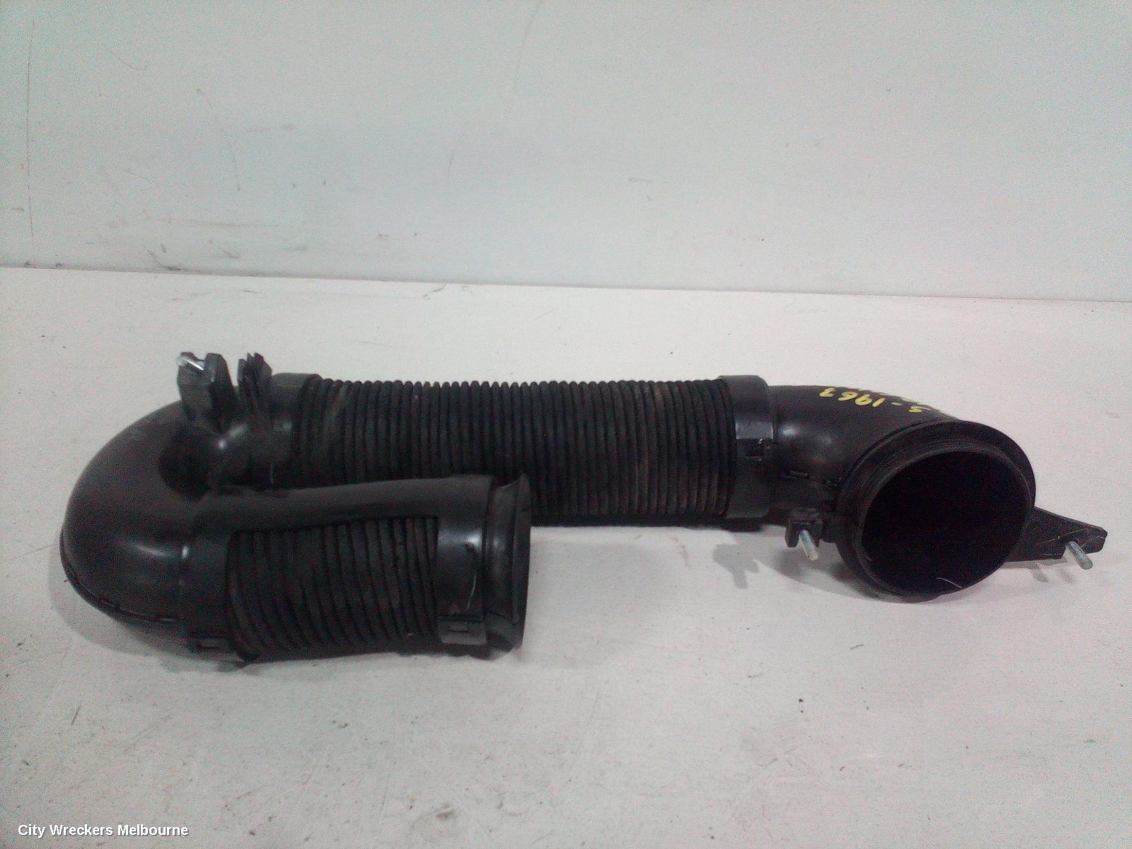 HOLDEN COLORADO, RG, 06/2012 - 12/2020, AIR CLEANER HOSE: 89323