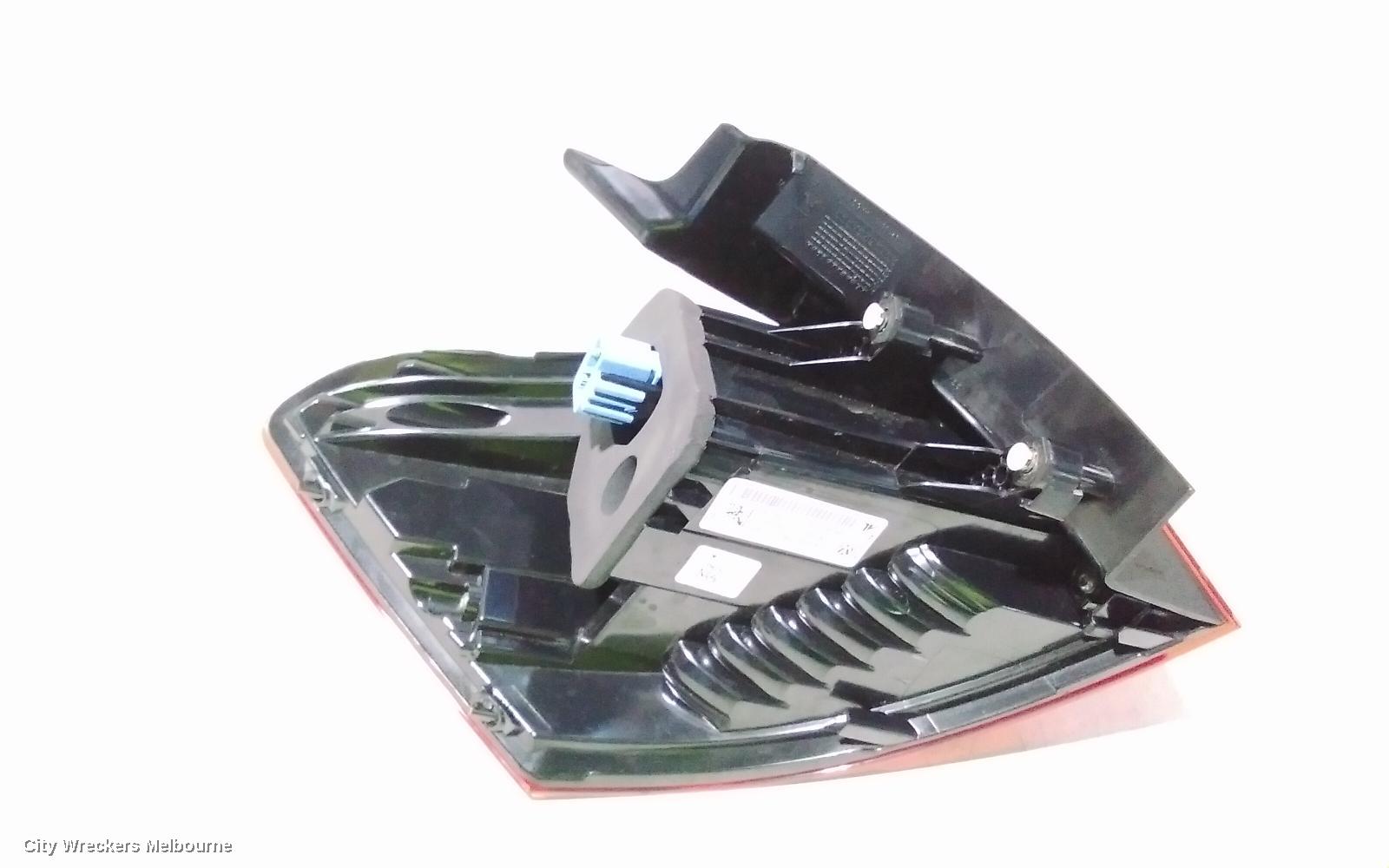 VOLKSWAGEN T-ROC RIGHT TAILLIGHT, A1, IN BODY, BLACK INSERT TYPE, 03/2020 - 07/2022