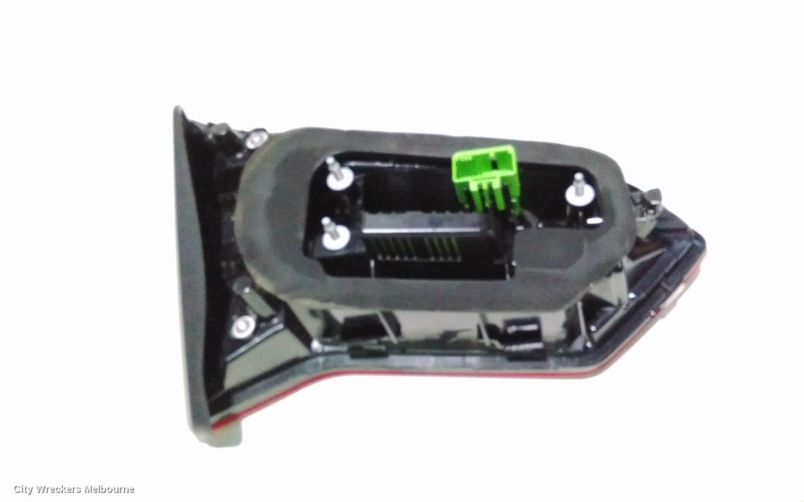 VOLKSWAGEN T-ROC REAR GARNISH, TAILGATE LAMP (RH SIDE), BLACK INSERT TYPE, A1, 03/2020 ONWARDS