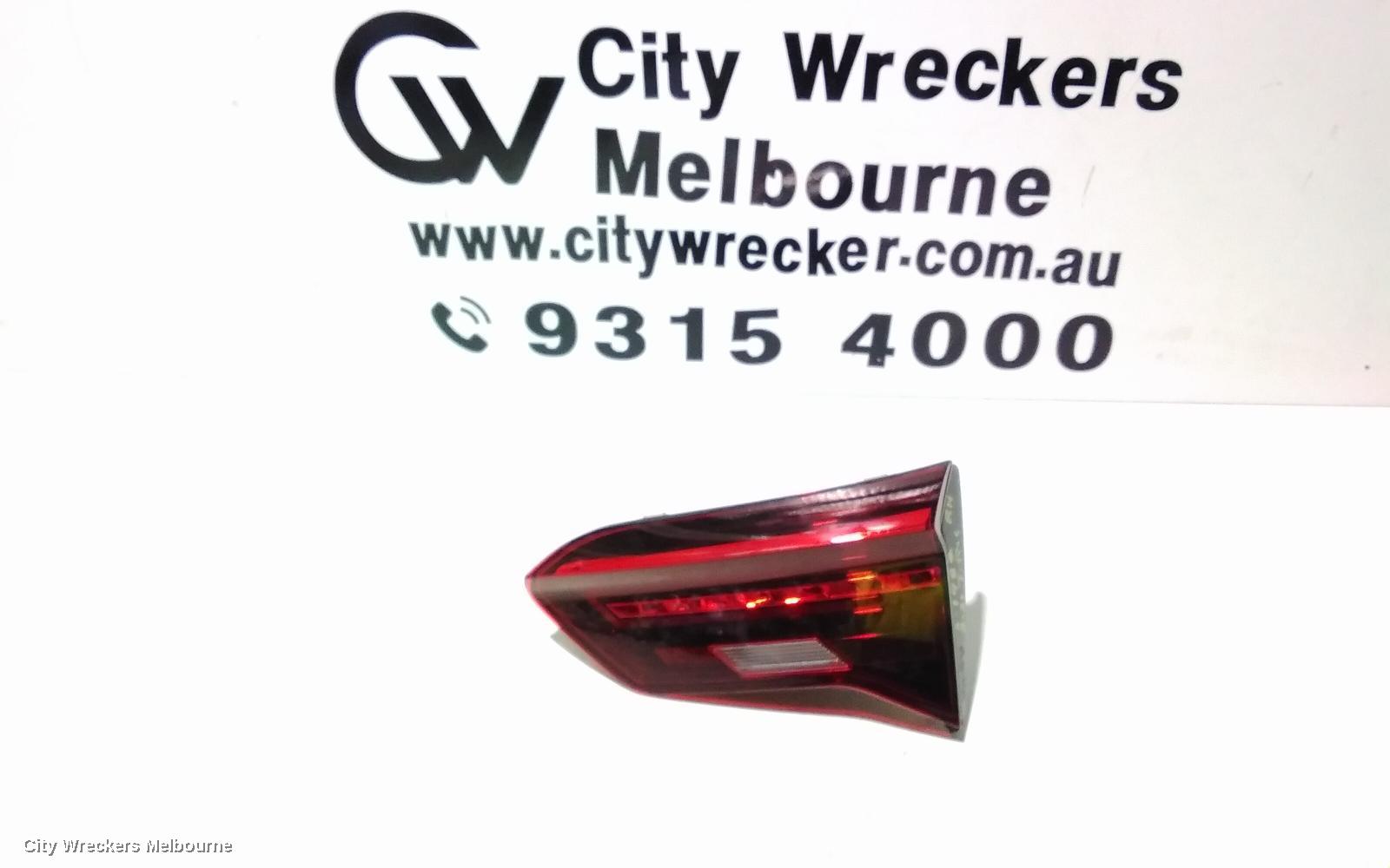 VOLKSWAGEN T-ROC REAR GARNISH, TAILGATE LAMP (RH SIDE), BLACK INSERT TYPE, A1, 03/2020 ONWARDS
