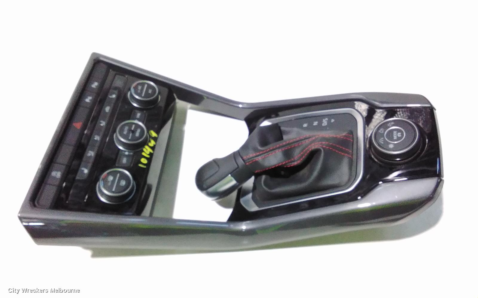 VOLKSWAGEN T-ROC HEATER/AC CONTROLS, A1, 03/2020 - 12/2025
