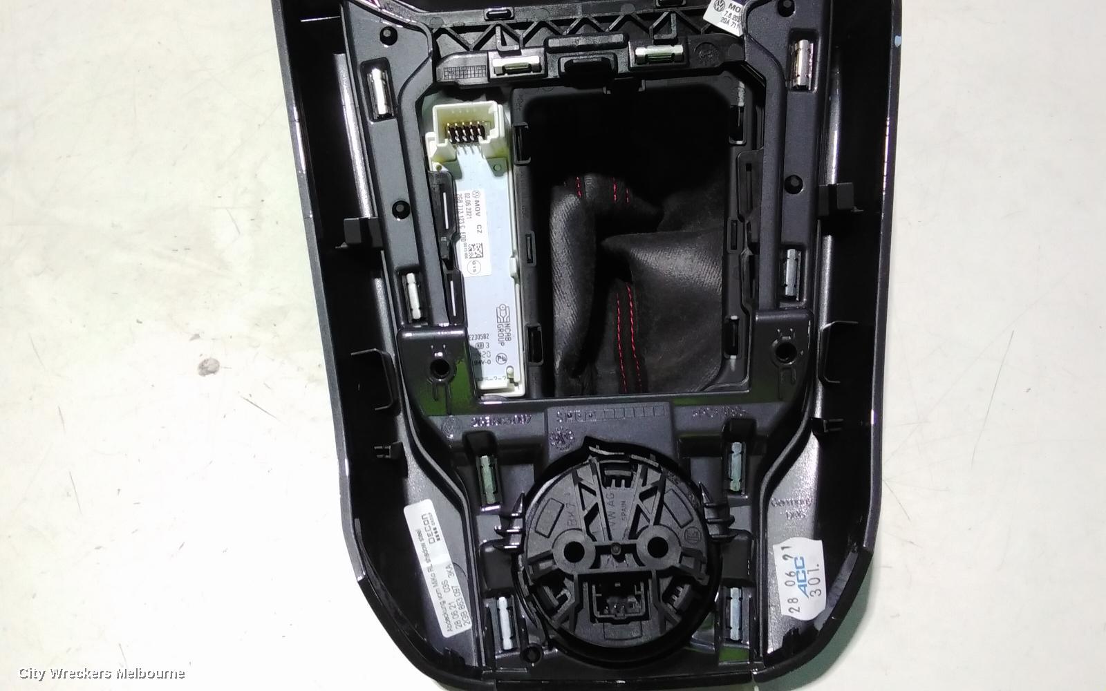 VOLKSWAGEN T-ROC HEATER/AC CONTROLS, A1, 03/2020 - 12/2025