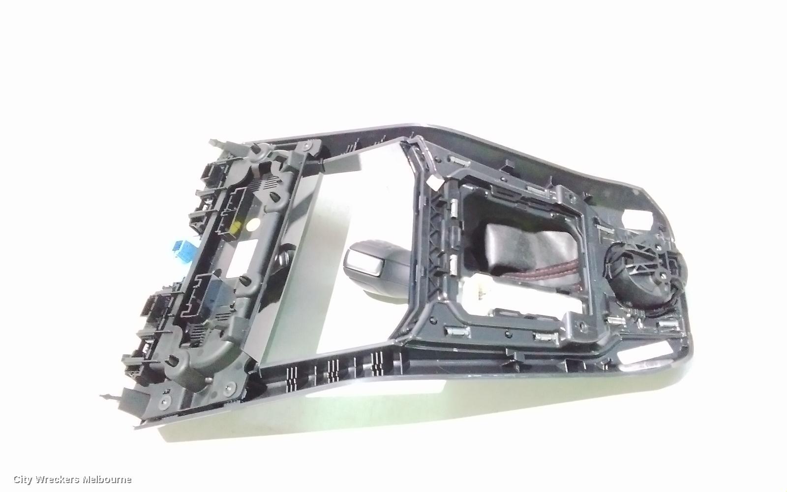 VOLKSWAGEN T-ROC HEATER/AC CONTROLS, A1, 03/2020 - 12/2025