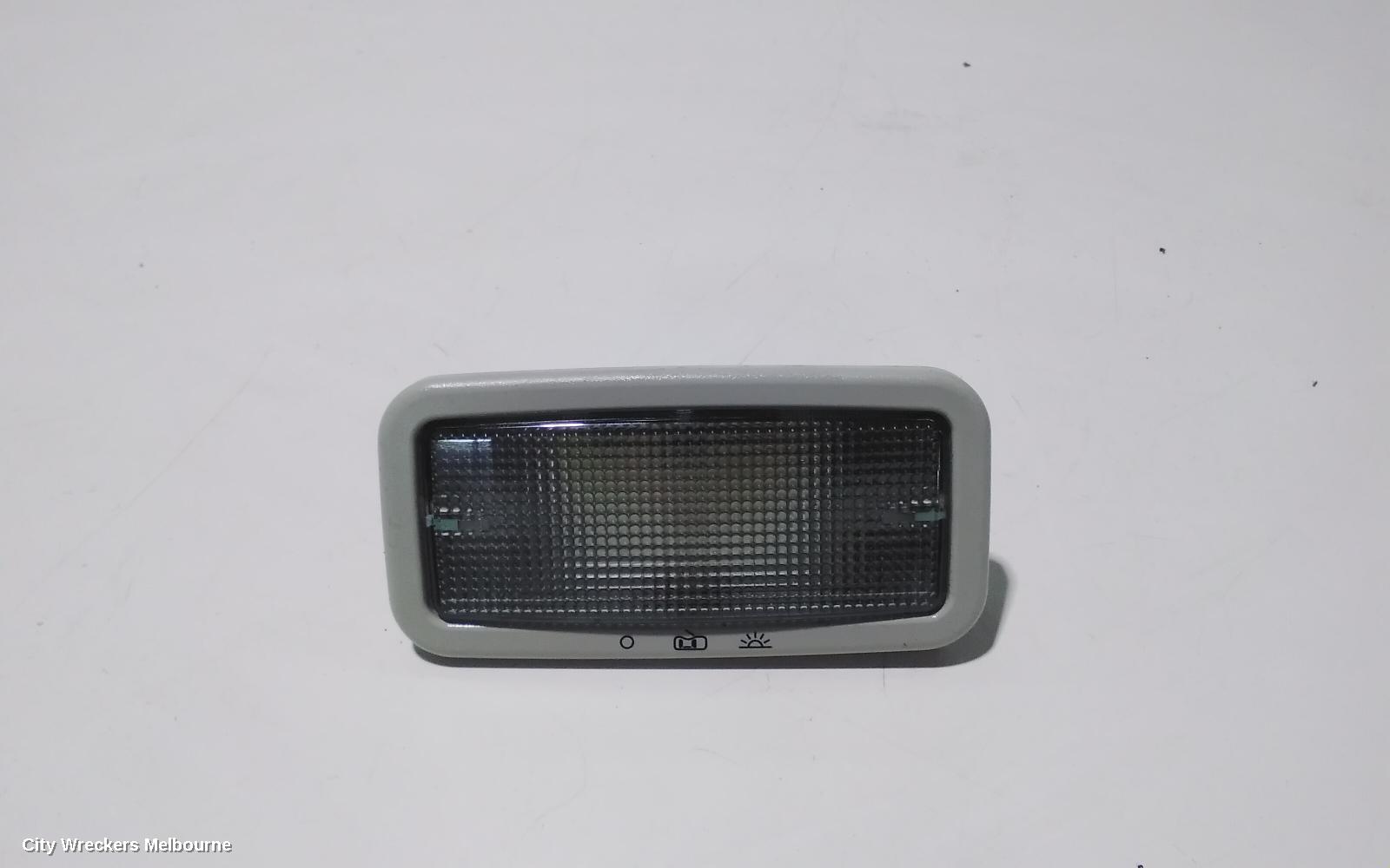 VOLKSWAGEN TRANSPORTER COURTESY LIGHT, CENTRE, 2ND ROW, T5, VAN, 08/2004 - 06/2015
