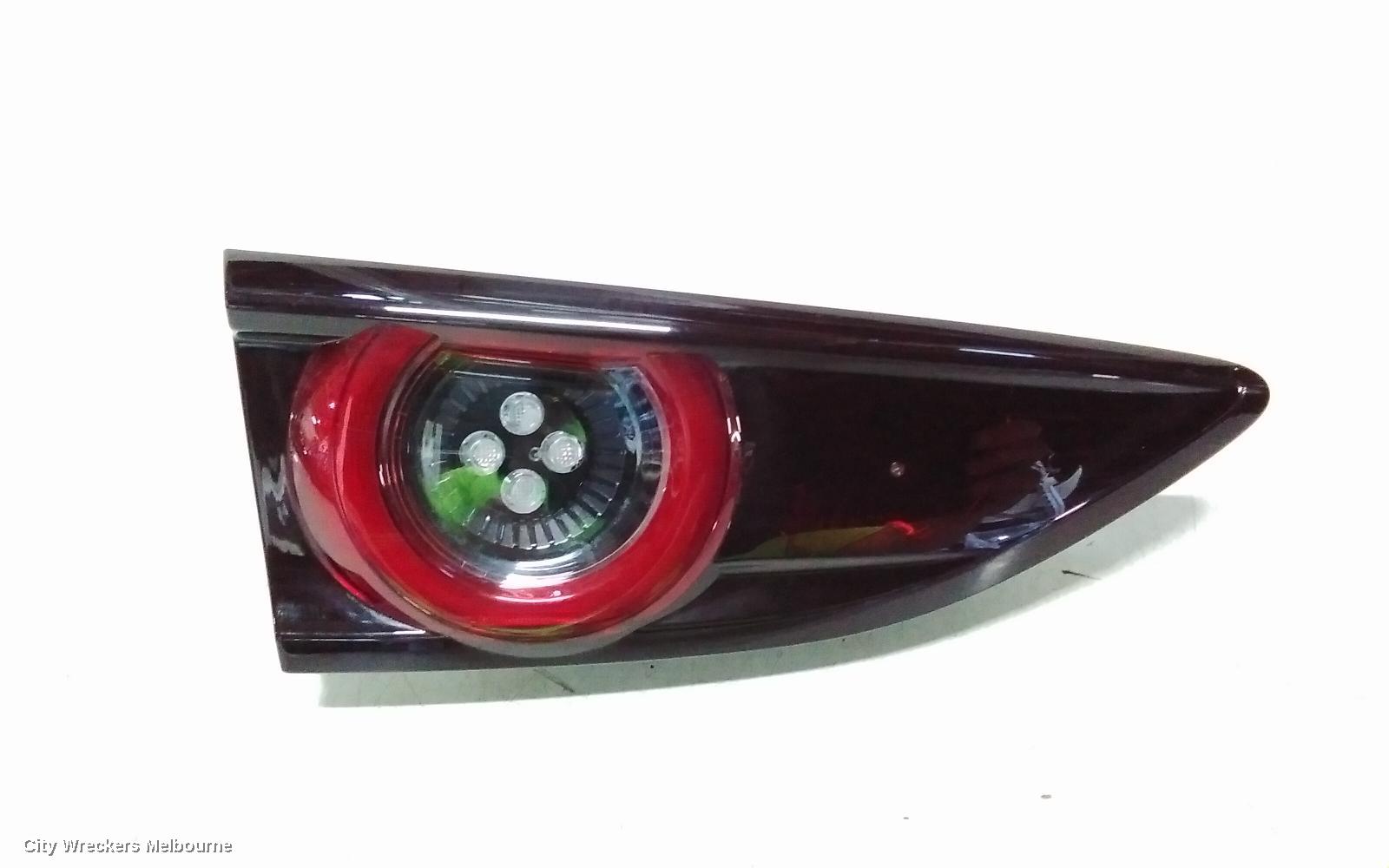 MAZDA 3 REAR GARNISH, TAILGATE LAMP (LH SIDE), BP, HATCH, PURE/EVOLVE/TOURING/GT, 03/2019 - 09/2021