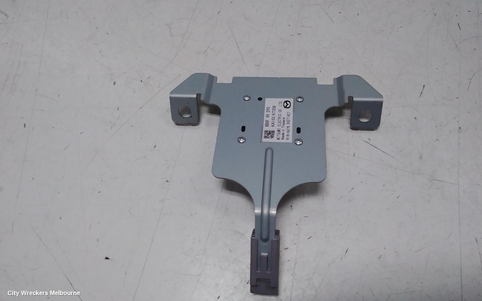 MAZDA 3 RADIO/CD/DVD/SAT/TV, DISPLAY UNIT, BP, 03/2019 ONWARDS