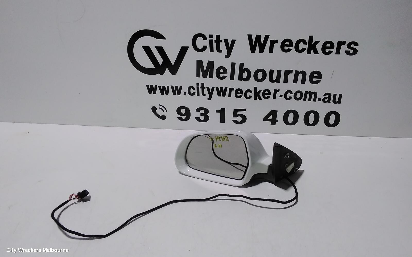 SKODA OCTAVIA LEFT DOOR MIRROR, 1Z, AMBIENTE/RS, MANUAL FOLD, NON SURROUND LIGHT TYPE (6XD), 02/2009 - 10/2013
